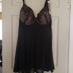Daisy Fuentes Black Lace Lingerie set